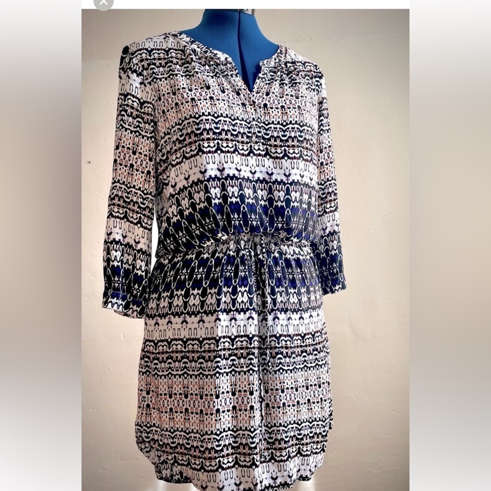 Velvet by Graham & Spencer Patterned Long Sleeve Dress Women’s Medium